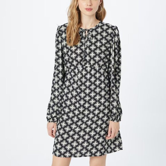 Pieces Sally Black print V-neck Printed Mini Dress/NWT/S - Picture 4 of 15